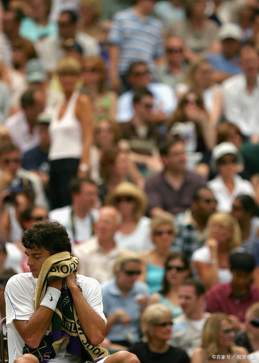 詹姆斯在湖人比赛中表现优异，重返赛场引发热议！引发球迷热议的简单介绍-开云注册入口